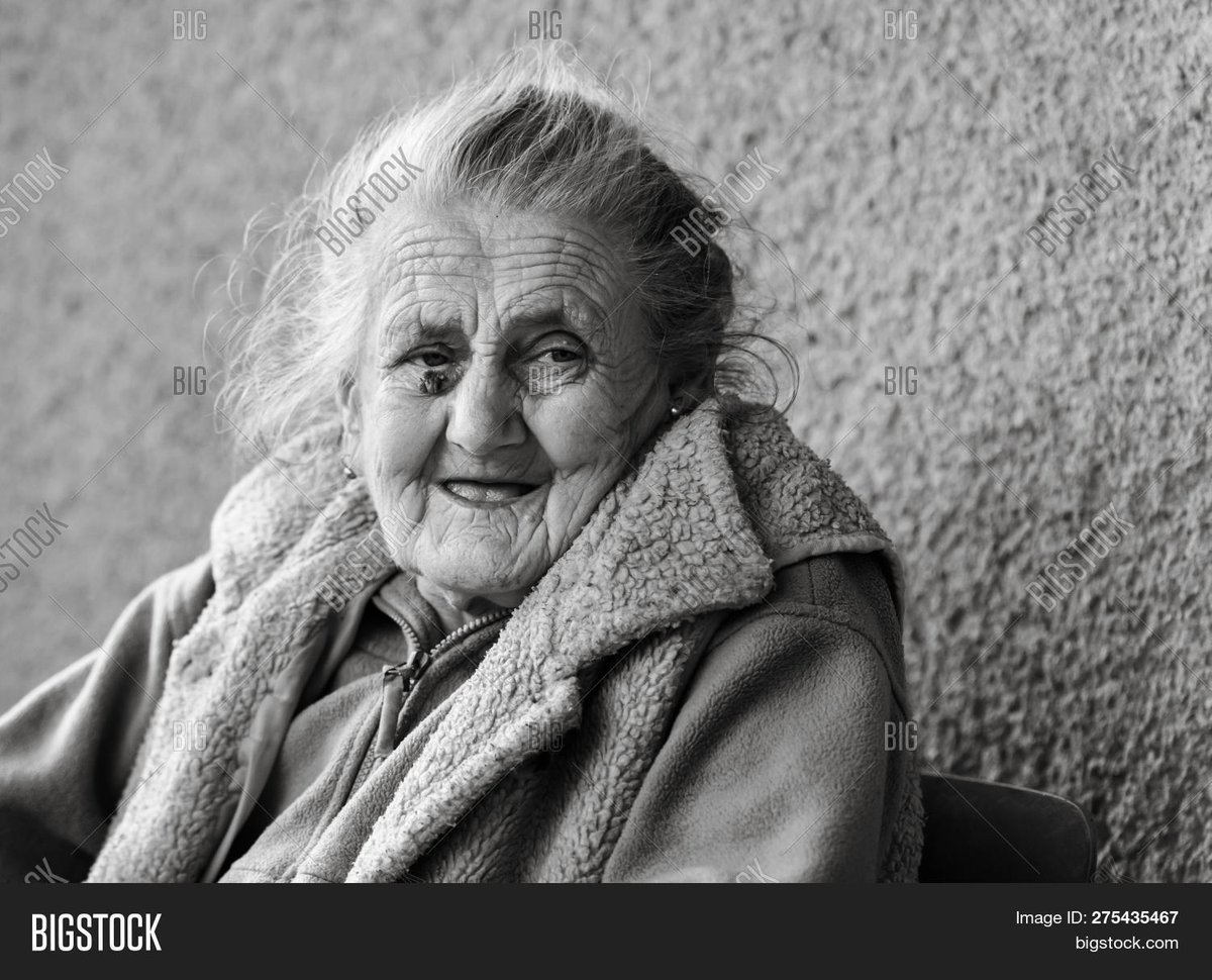 How Old Is Oikawa Tooru in Naruto, a Haikyuu Character